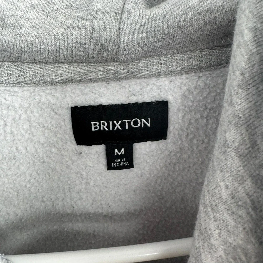 Brixton Hoodie Mens Medium Gray Sleeve Logo‎ Graphic Pullover Fleece Sweatshirt
